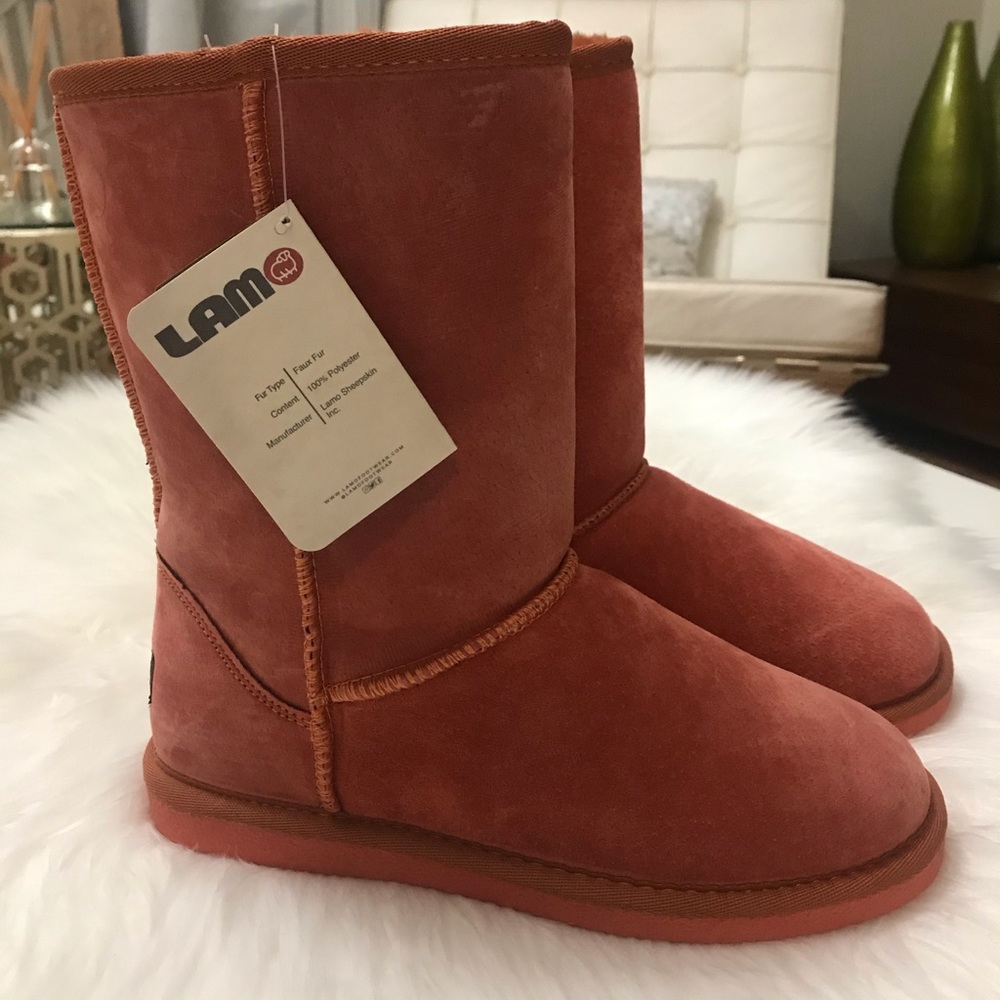 Brand new Lamo Suede Boots